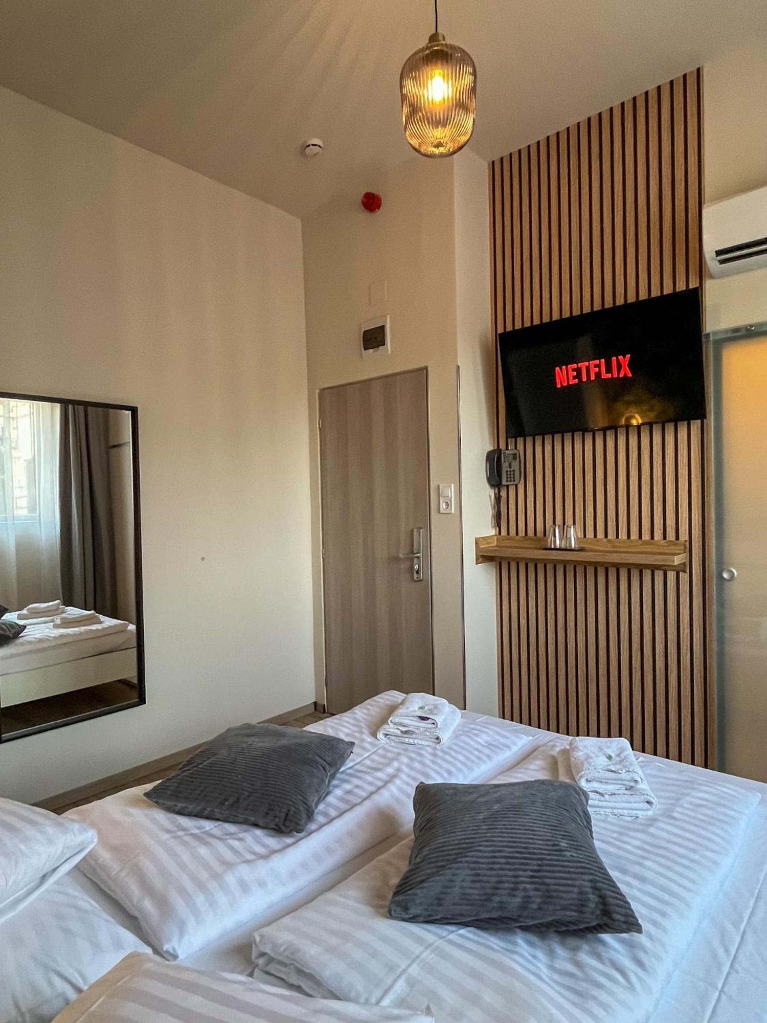 Boutique Hotel & Event Center 布达佩斯 外观 照片